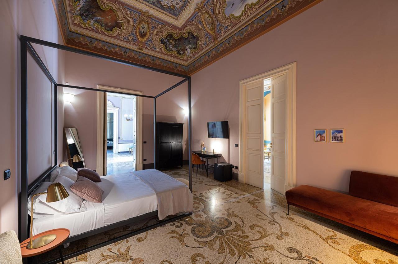 Palazzo Francesco Grassi Bed & Breakfast Aradeo ภายนอก รูปภาพ