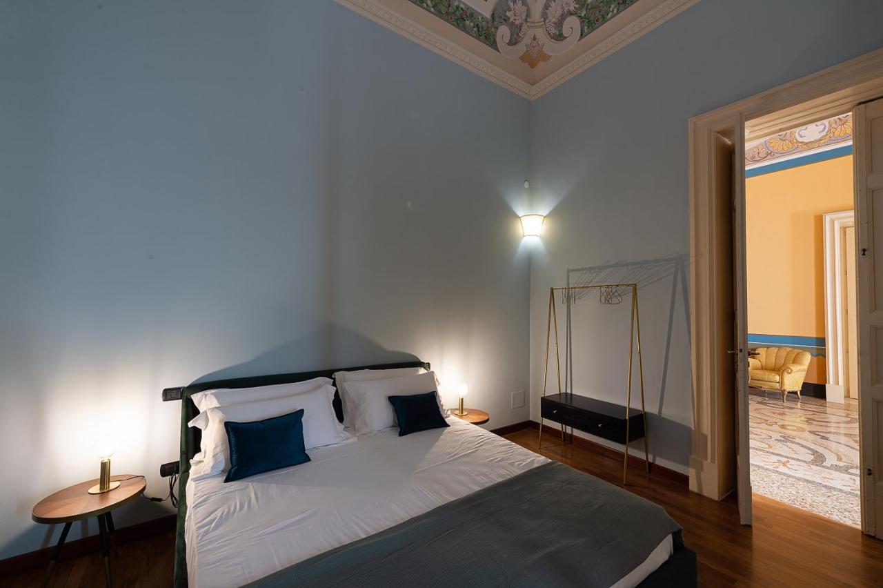 Palazzo Francesco Grassi Bed & Breakfast Aradeo ภายนอก รูปภาพ