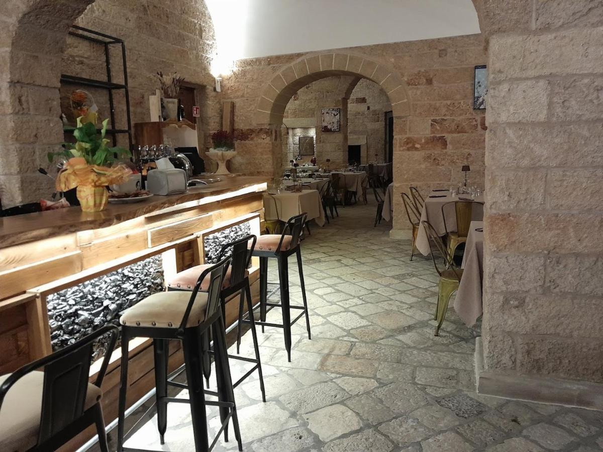Palazzo Francesco Grassi Bed & Breakfast Aradeo ภายนอก รูปภาพ
